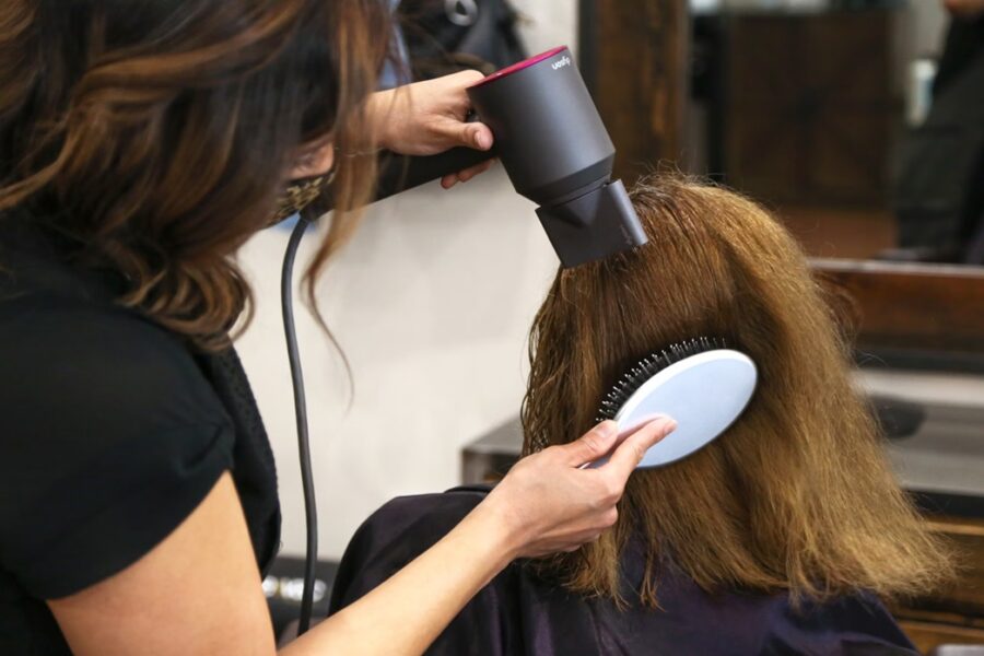 The Art of Client Consultations and Navigating Difficult Salon Clients